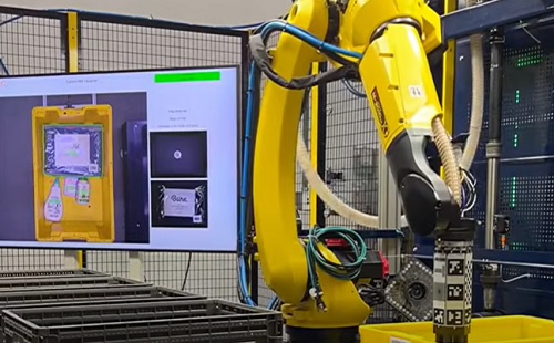 Mesterséges intelligencia - Az Amazon több robotot dolgoztatna, mint amennyi embert 