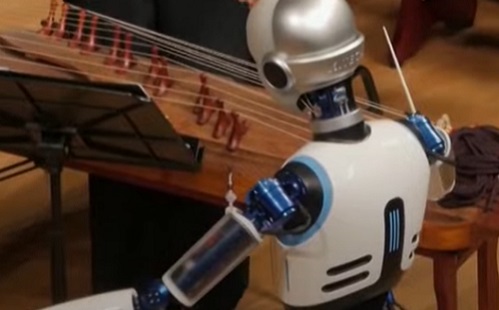 Mesterséges intelligencia - Android robot vezényelt a koreai nemzeti zenekarban