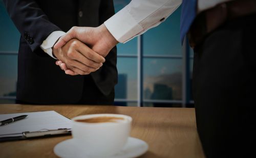 Sikeres B2B alapstratégia mesterséges intelligenciával? Külföldön megoldották!
