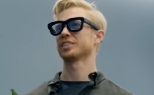 Már jövőre itt a Google mesterséges intelligencia-szemüvege