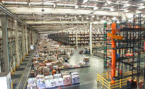 Jövőbeli logisztikai megoldásokat mutatott be az Amazon