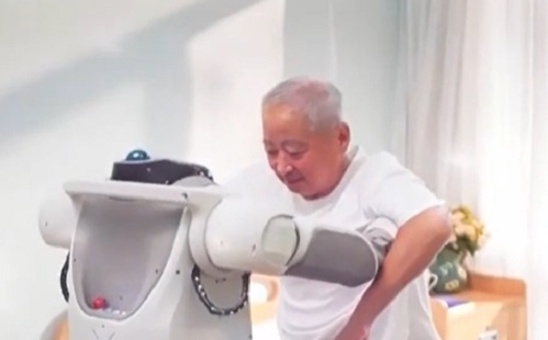 Már nincs sok hátra, robotok özönlenek a kínai otthonokba