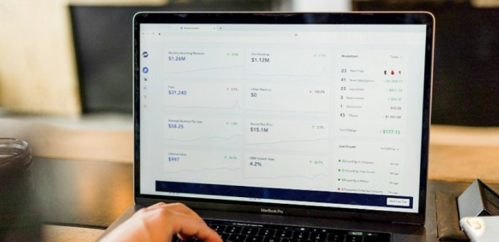 Ezekkel a megoldásokkal növelik bevételüket a KKV-k 2026-ban