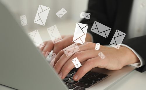 Forradalom vagy digitális kockázat? Így alakítja át a vibe coding a fejlesztők jövőjét