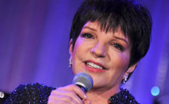 Mesterséges intelligencia-hanggal vádolták meg Liza Minnellit – visszavágott